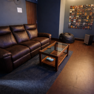 Hidout (Zoo Tiniali)